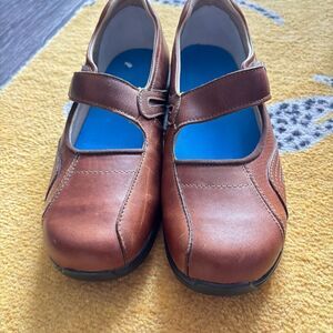 DREW Women's Heather BROWN Leather Mary Jane Comfort Shoes Sz 8.5 M